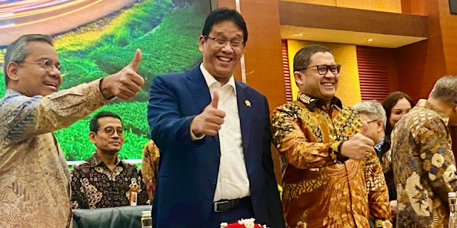 Menkeu Purbaya Tegas: Thrifting Ilegal Tak Bisa Dilegalkan, Bayar Pajak Sekalipun