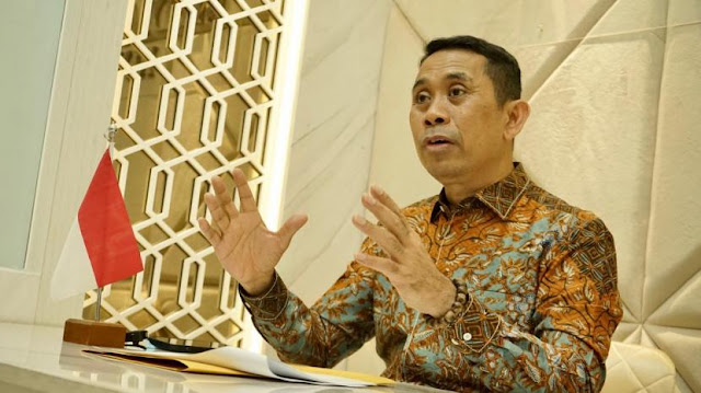 Kritik Dino Patti Djalal ke Menlu Sugiono: Analisis Motif & Capaian Diplomasi Indonesia