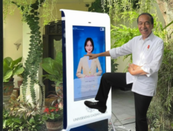 UGM Klarifikasi AI LISA Soal Status Alumni Jokowi: Masih dalam Pengembangan