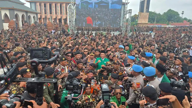 Kapolri Pimpin Apel Banser, 11 Ribu Personel Siaga Pengamanan Nataru 2026