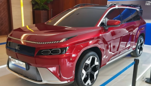 Mobil Nasional i2C: SUV Listrik Indonesia Harga di Bawah 300 Juta?