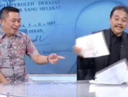 Mardiansyah Semar Tertawakan Roy Suryo Teliti Ijazah Jokowi: Kritik di Nusantara TV