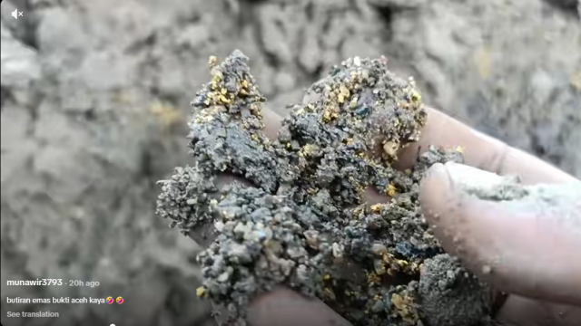 Viral! Warga Aceh Temukan Butiran Emas di Lumpur Banjir Bandang, Benarkah?