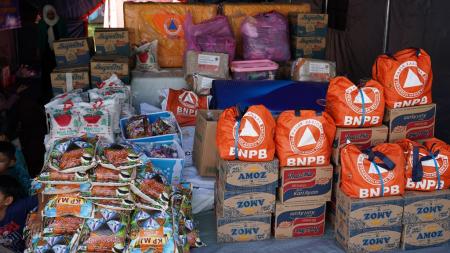 DPR Desak Kemensos Permudah Izin Donasi Bencana, Utamakan Penyelamatan Nyawa