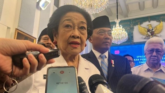 Megawati Perintahkan Kader PDIP Bantu Korban Bencana: Peran Strategis Baguna