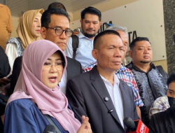 Dokter Tifa Kritik Gelar Perkara Ijazah Jokowi: Hanya Ditunjukkan 10 Menit, Tidak Boleh Disentuh