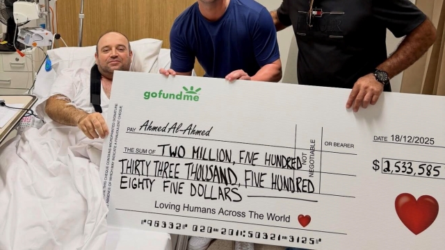 Ahmed al-Ahmed: Pahlawan Muslim Bondi Beach Raup Donasi Rp 41,7 Miliar Usai Hadang Penembak