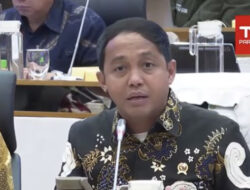 Menteri Kehutanan Ogah Buka 12 Perusahaan Pemicu Banjir Sumatera, DPR Protes Alasan Izin Presiden