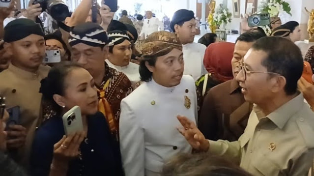Kericuhan di Keraton Solo: GKR Rumbai Protes Fadli Zon, SK Tedjowulan Ricuh