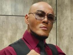 Deddy Corbuzier Bantu Bangun Tempat Usaha untuk Penjual Es Gabus Viral, Ini Responsnya