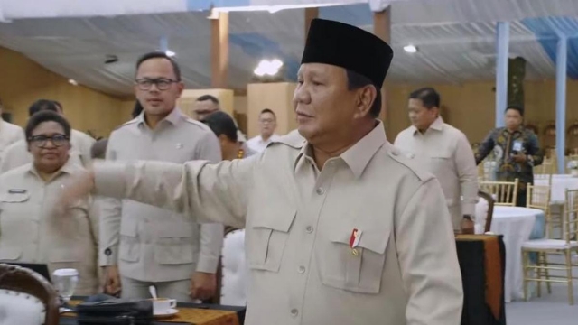 Prabowo Tegaskan Indonesia di Jalan yang Benar dan Diridhoi Tuhan di Retreat Kabinet Bogor