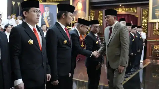 Menhan Sjafrie Lantik 12 Tenaga Ahli DPN, Termasuk Sabrang Letto dan Anak Hotman Paris