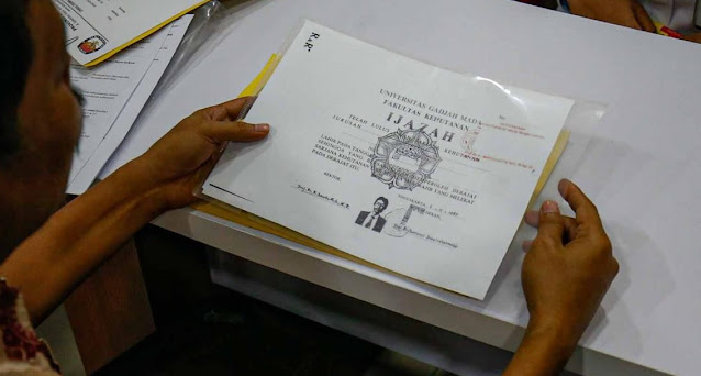 Fakta Baru Sidang Ijazah Jokowi: KPU Akui Pernah Upload Dokumen Asli Tanpa Sensor