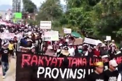 Demo Besar Tuntut Provinsi Luwu Raya Blokade Trans Sulawesi, Aktivitas Lumpuh