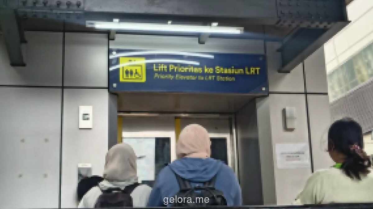 Lift LRT Kuningan Kembali Beroperasi Usai Penumpang Terjebak Dua Menit