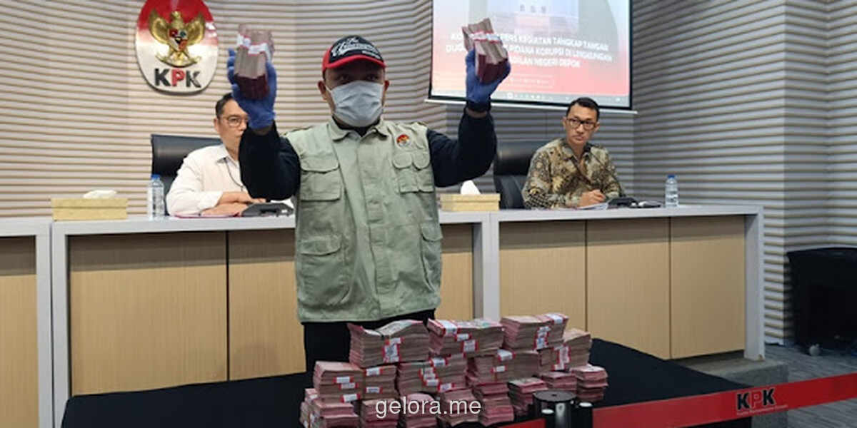 Buni Yani Ragukan Komitmen KPK Jika Belum Sentuh Kasus Jokowi dan Keluarga