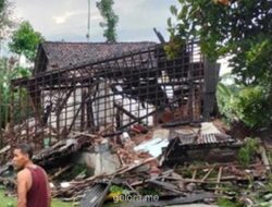 Angin Kencang Rusak Puluhan Rumah dan Fasilitas Umum di Tulungagung