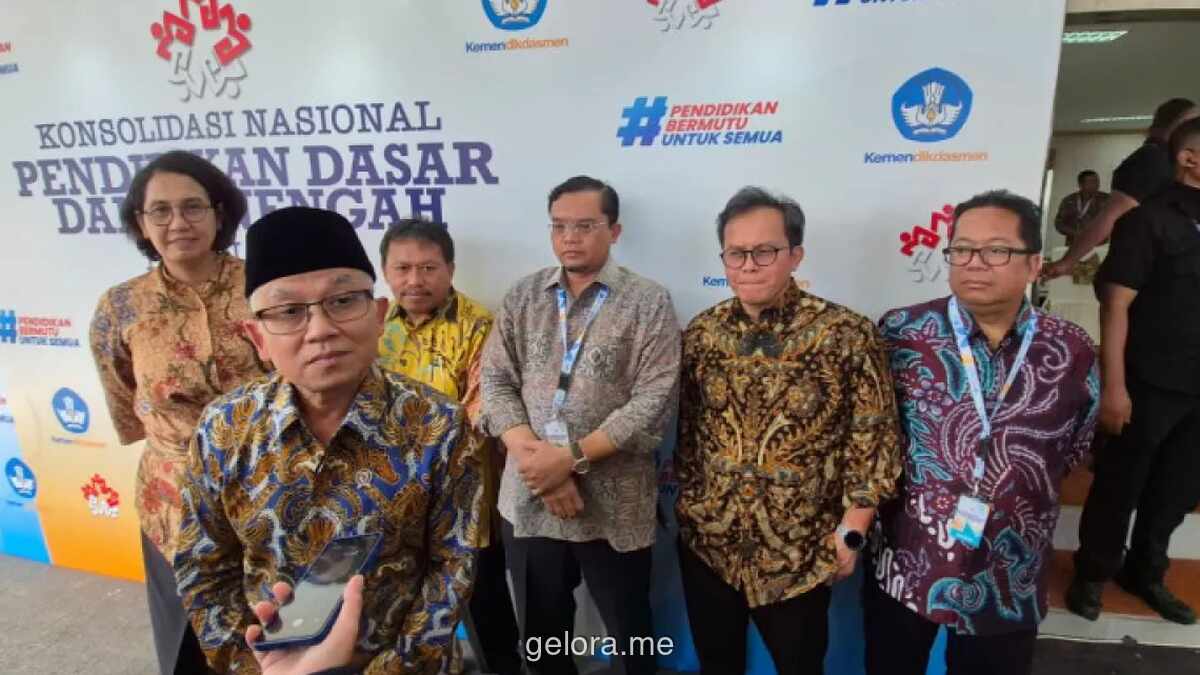 Wamendikdasmen Tolak Wacana Badan Baru, Fokus pada Efektivitas Lembaga dan Deregulasi